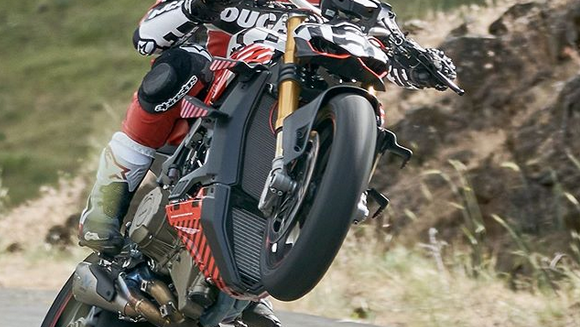 Ducati Streetfighter v4